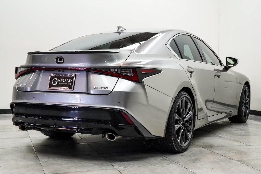Lexus IS350 photo 12