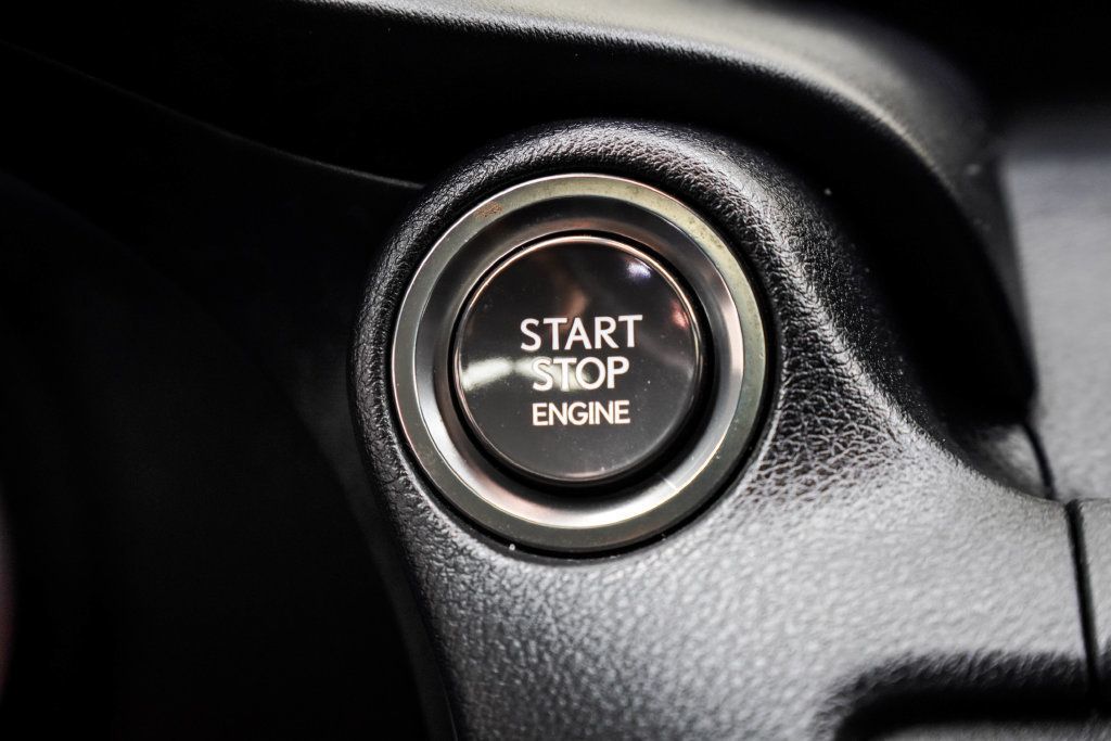 Lexus IS350 photo 36