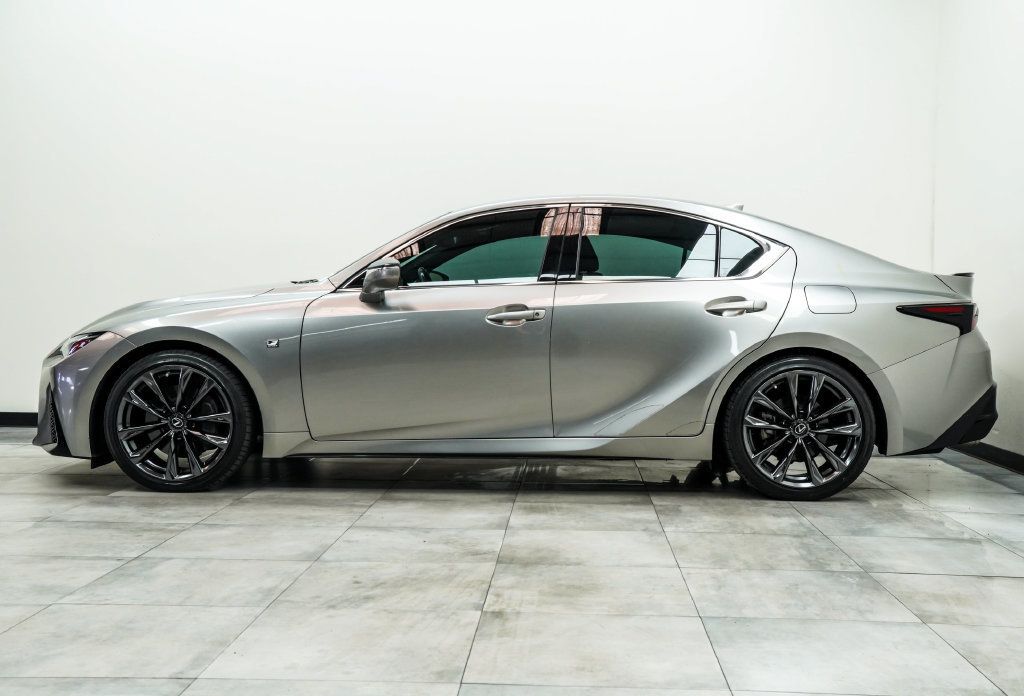 Lexus IS350 photo 9