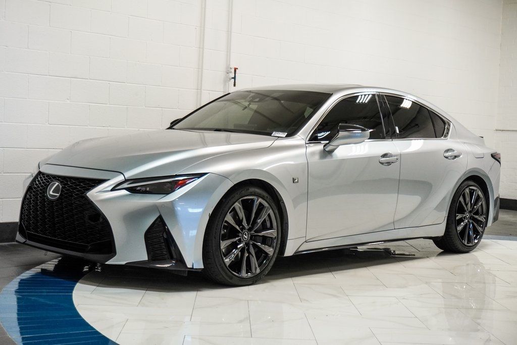 2021 Lexus IS 350 F SPORT photo 3