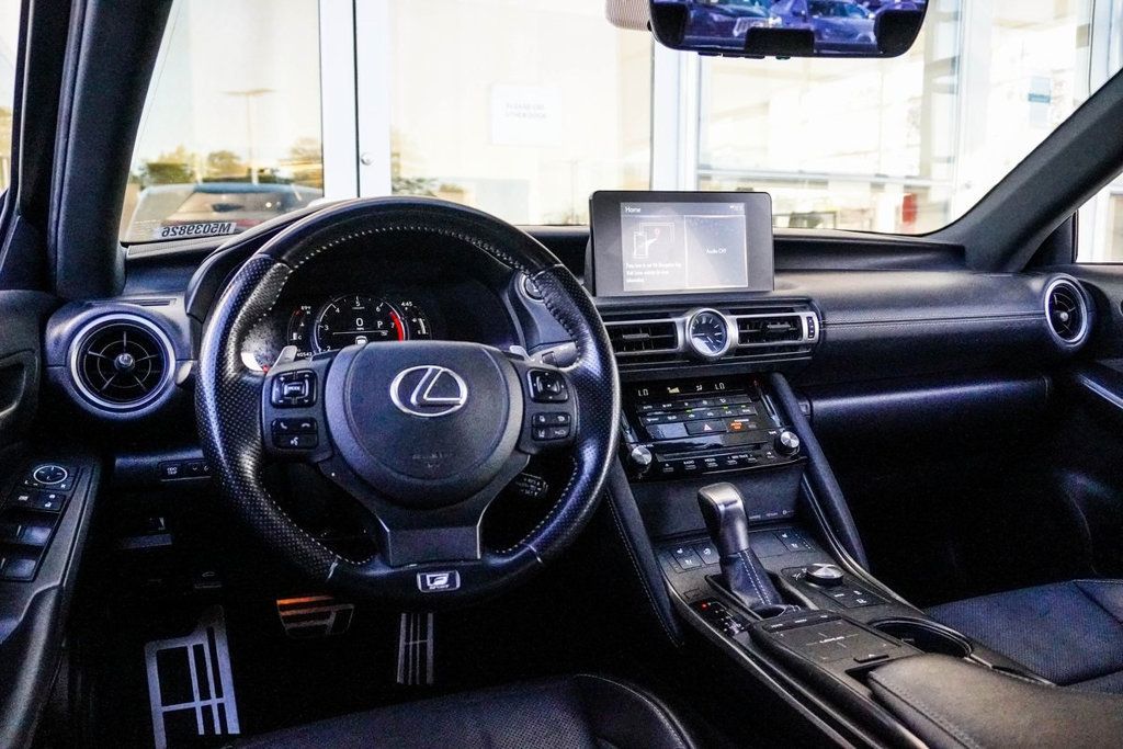 2021 Lexus IS 350 F SPORT photo 4