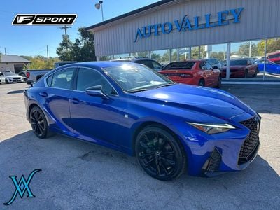 2021 Lexus IS