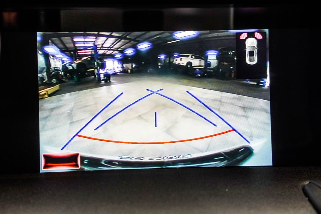 Lexus LC photo 31