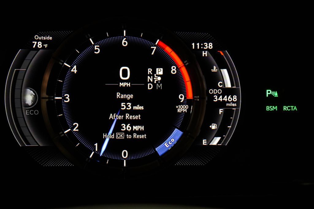 Lexus LC photo 33
