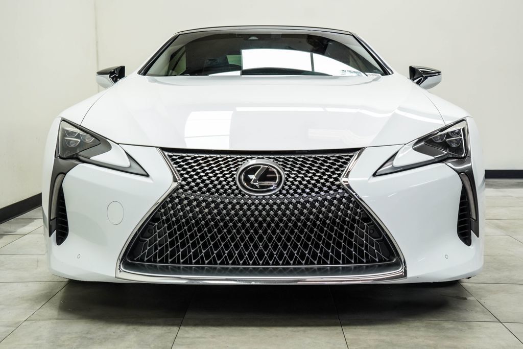 Lexus LC photo 6