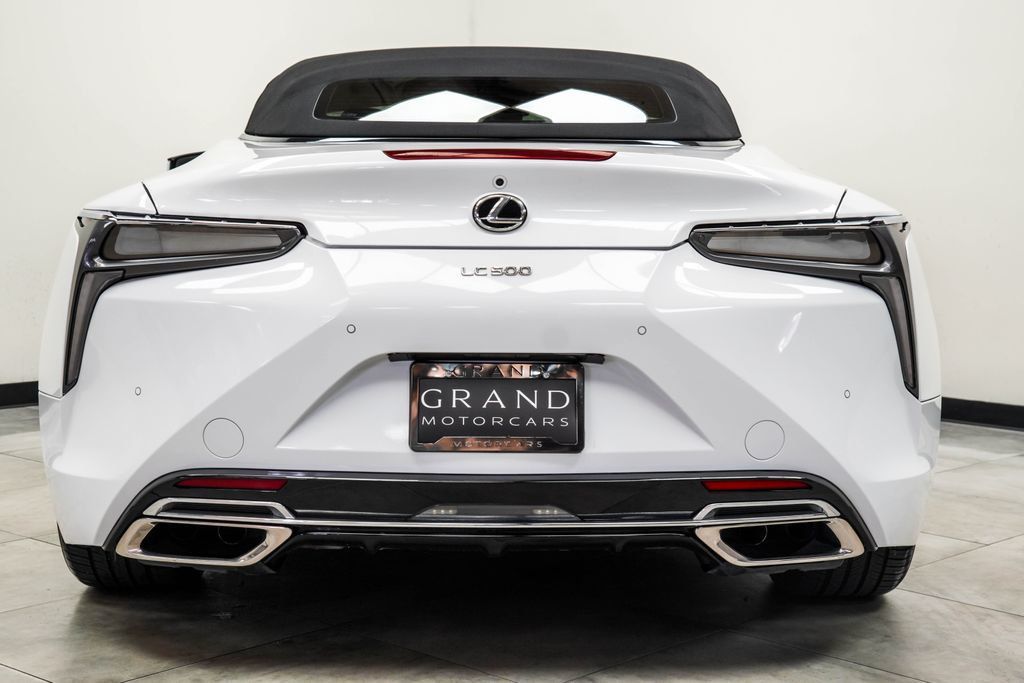 Lexus LC photo 9