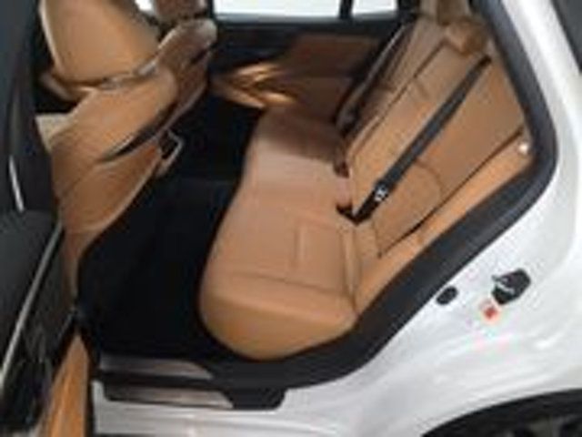 2021 Lexus LS MSRP$91060/HeadsUpDisplay/Heated&CooledSeats/BlindSpot/NAV - 22942291 - 7