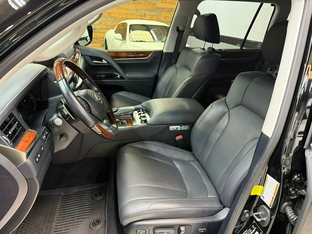 2021 Lexus LX LX570 Luxury Package, 1-Owner, Garage Kept, Only 33,000 Miles!! - 23044593 - 17