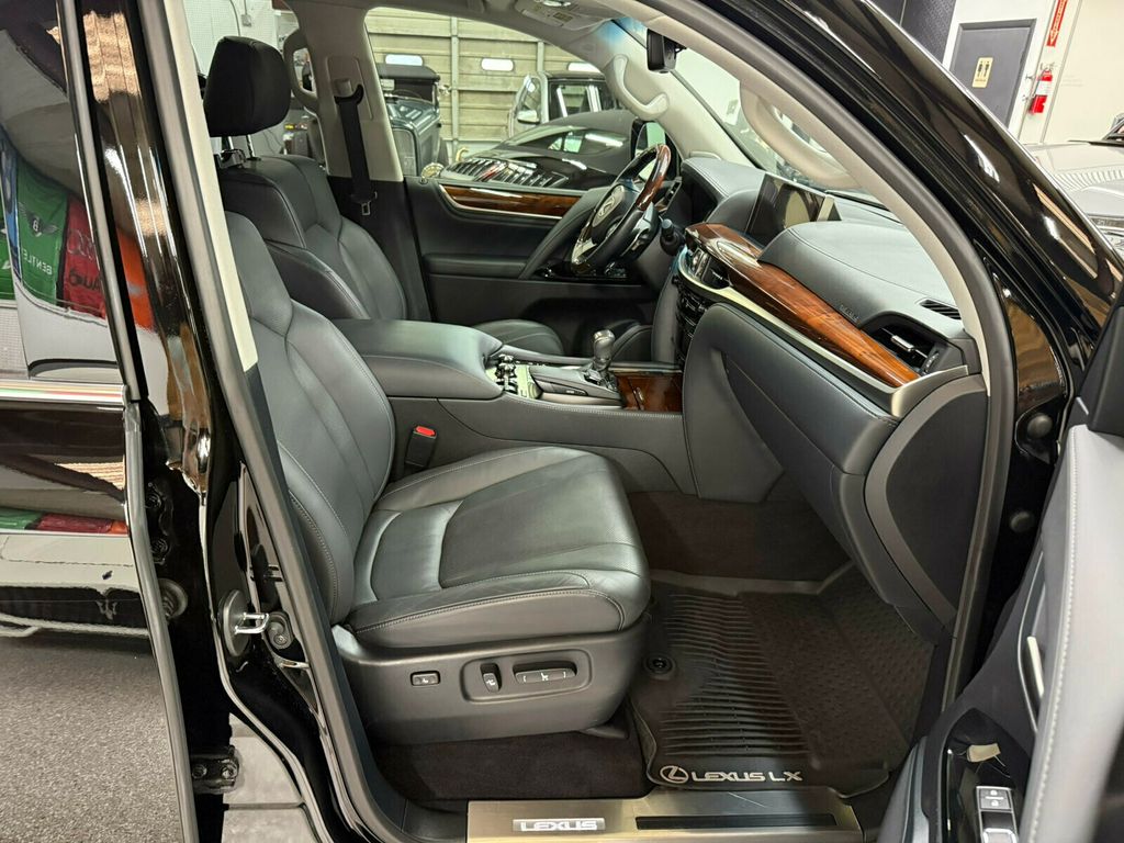 2021 Lexus LX LX570 Luxury Package, 1-Owner, Garage Kept, Only 33,000 Miles!! - 23044593 - 26
