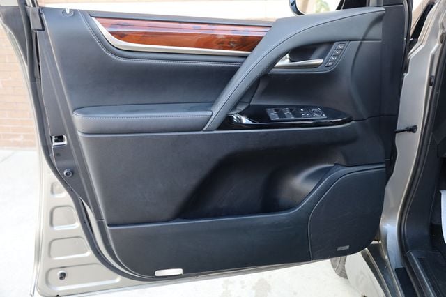 2021 Lexus LX LX 570 Three Row 4WD - 22995796 - 14