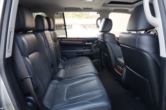 2021 Lexus LX LX 570 Three Row 4WD - 22995796 - 25