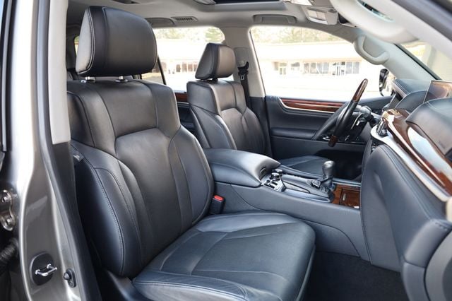 2021 Lexus LX LX 570 Three Row 4WD - 22995796 - 28