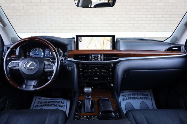 2021 Lexus LX LX 570 Three Row 4WD - 22995796 - 33