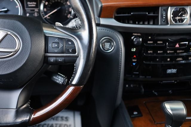 2021 Lexus LX LX 570 Three Row 4WD - 22995796 - 36