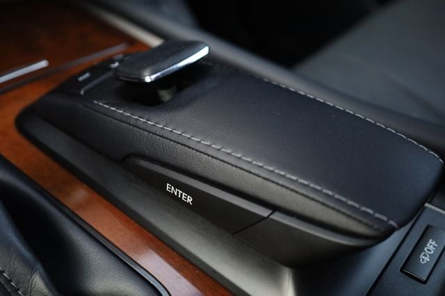 2021 Lexus LX LX 570 Three Row 4WD - 22995796 - 52