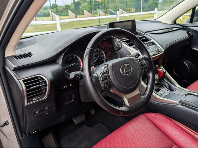 2021 Lexus NX NX 300 AWD - 23071245 - 18
