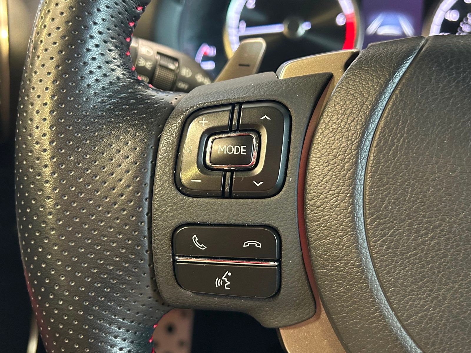 2021 Lexus NX 300 F SPORT photo 26