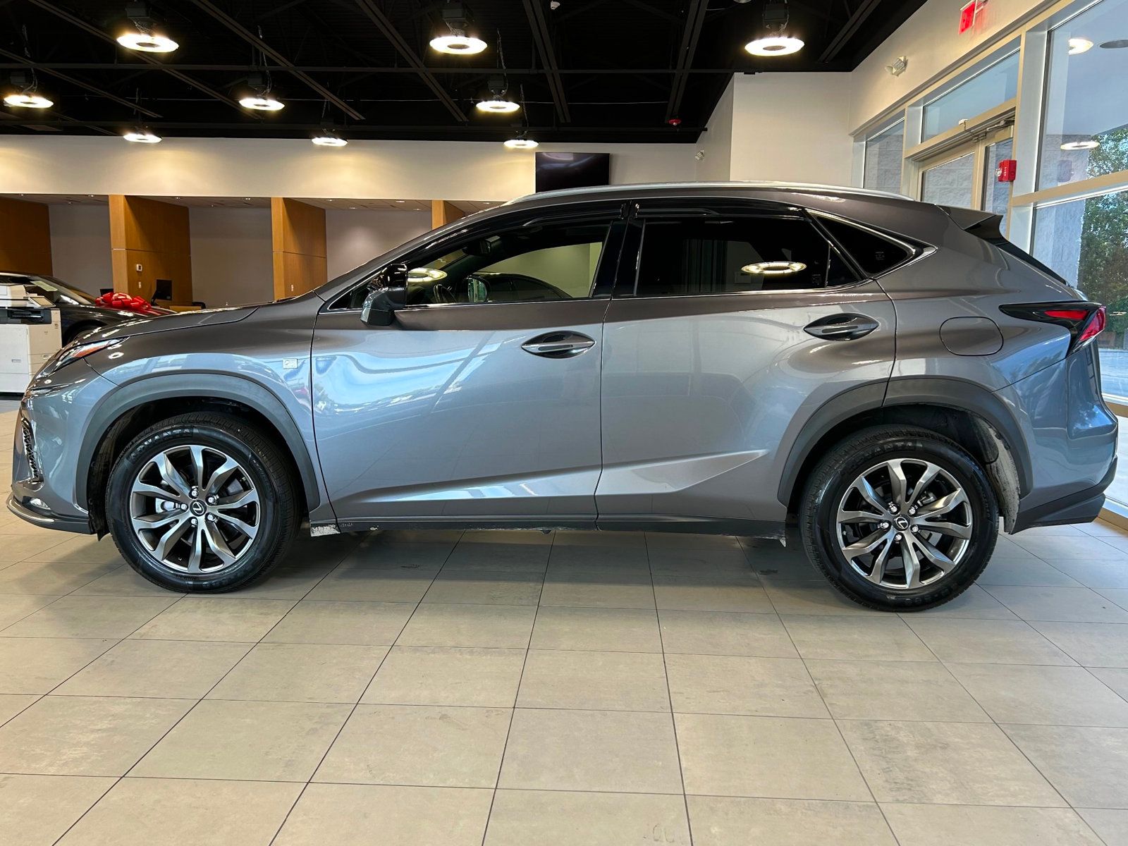 2021 Lexus NX 300 F SPORT photo 7