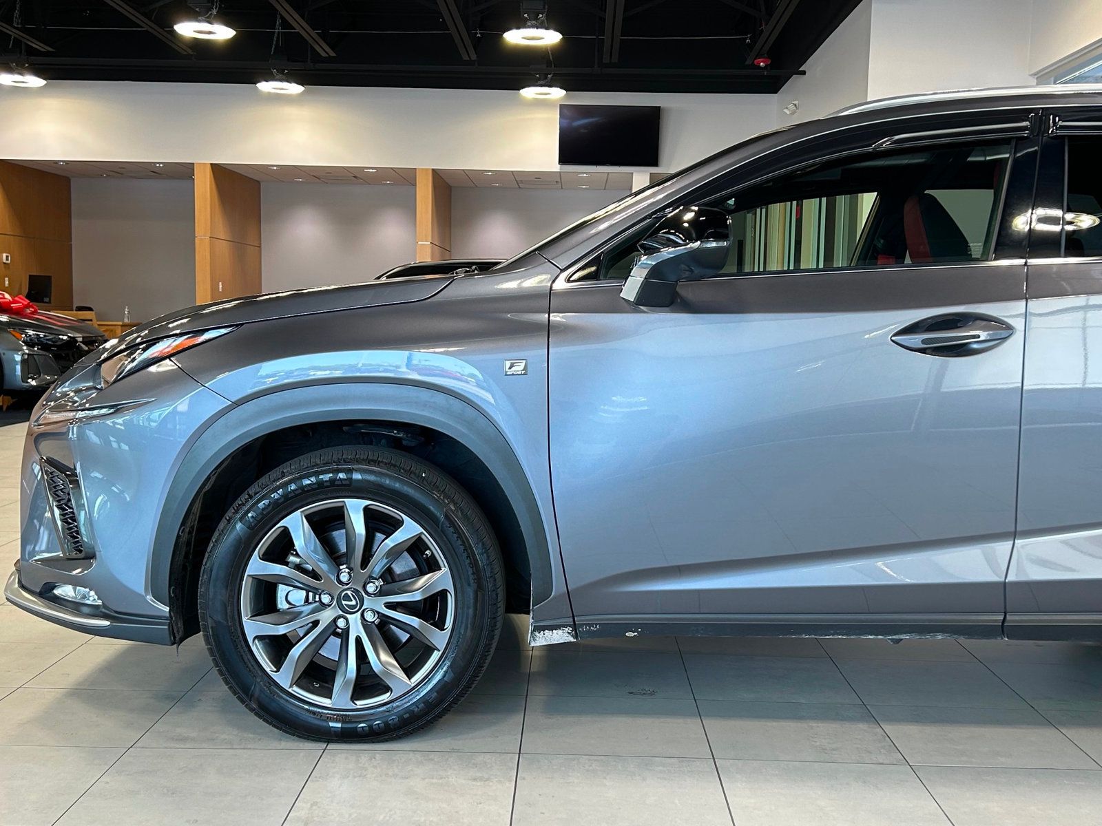 2021 Lexus NX 300 F SPORT photo 8