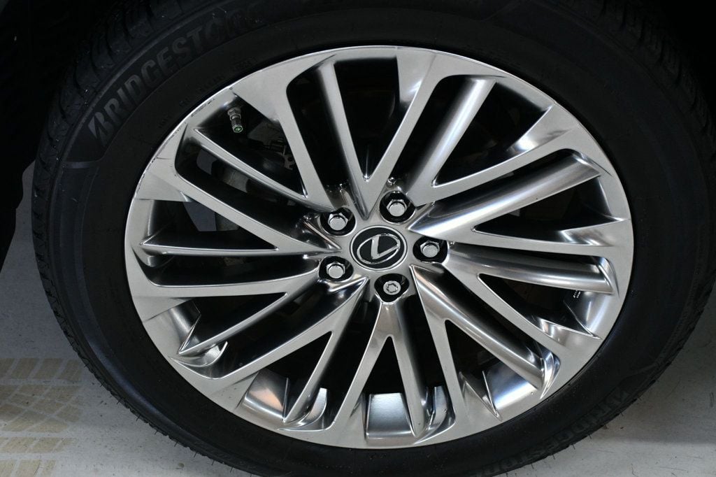 2021 Lexus RX 350L Luxury photo 20