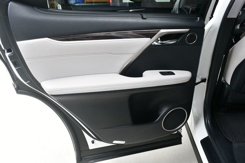 2021 Lexus RX 350L Luxury photo 25