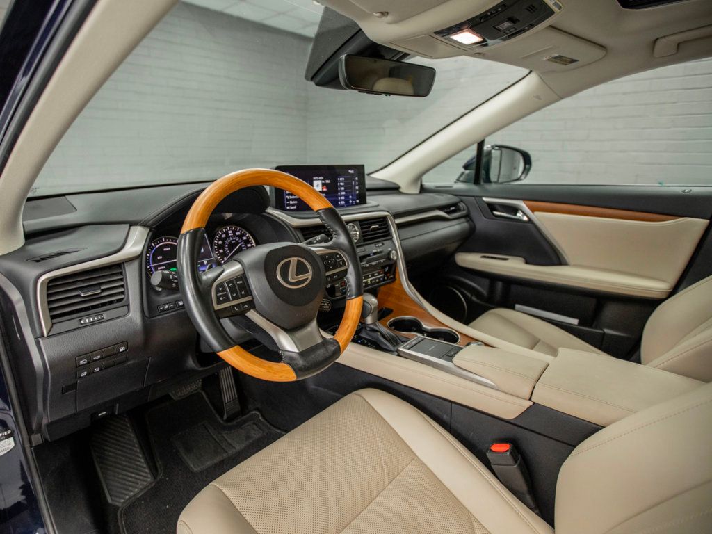 2021 Lexus RX 450h AWD photo 17