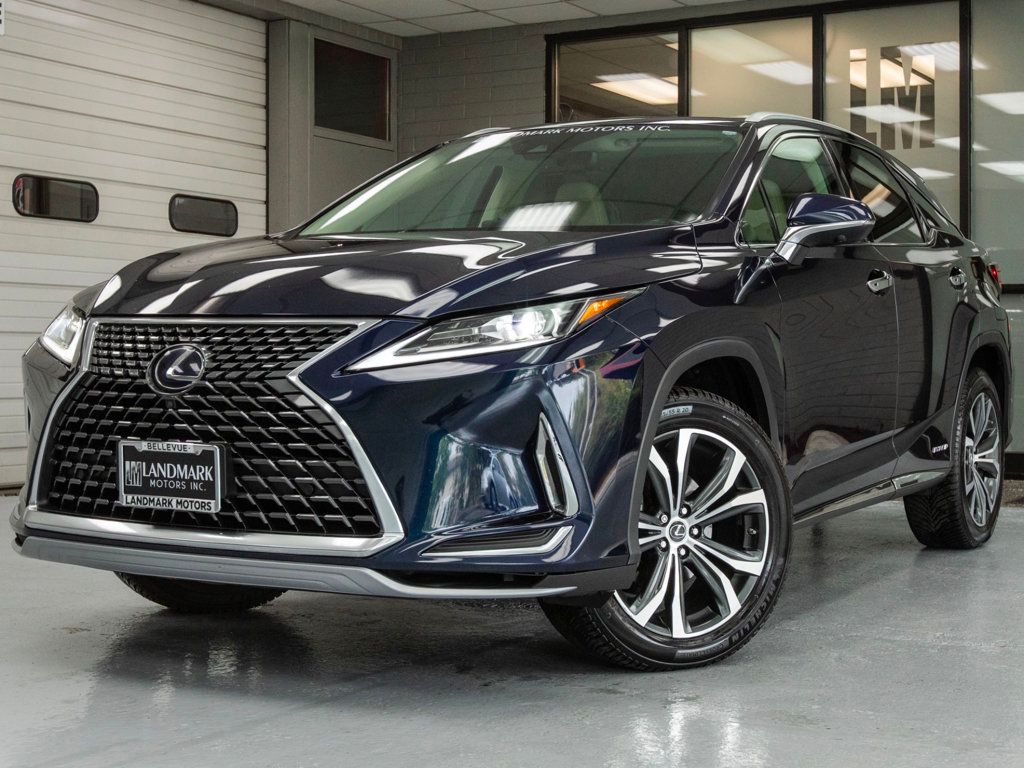 2021 Lexus RX 450h AWD photo 2