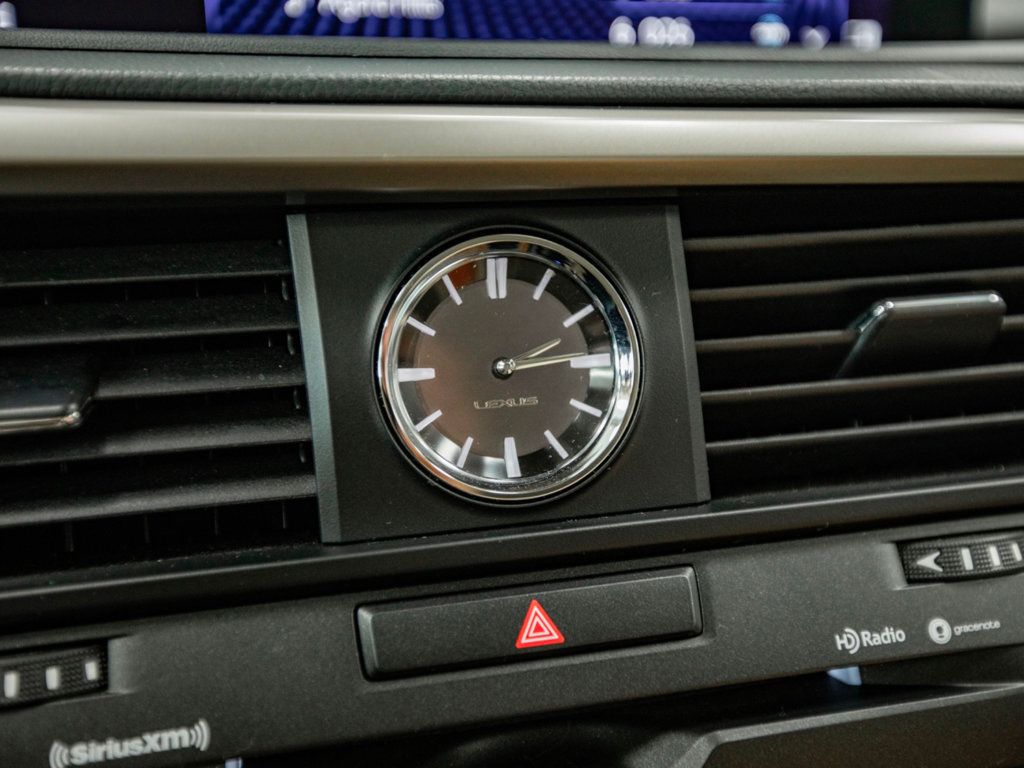 2021 Lexus RX 450h AWD photo 21