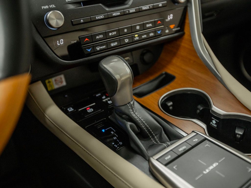 2021 Lexus RX 450h AWD photo 22