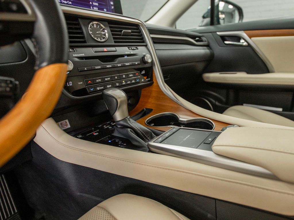 2021 Lexus RX 450h AWD photo 24