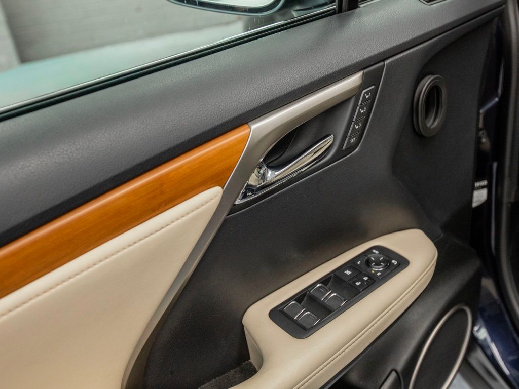2021 Lexus RX 450h AWD photo 28