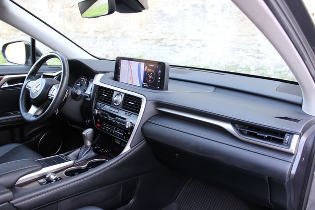 2021 Lexus RX RX 450h AWD - 22995748 - 19