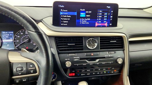 2021 Lexus RX RX 450h AWD with 12.3'' Navigation, Power Moonroof & 20'' Wheels - 22977726 - 16