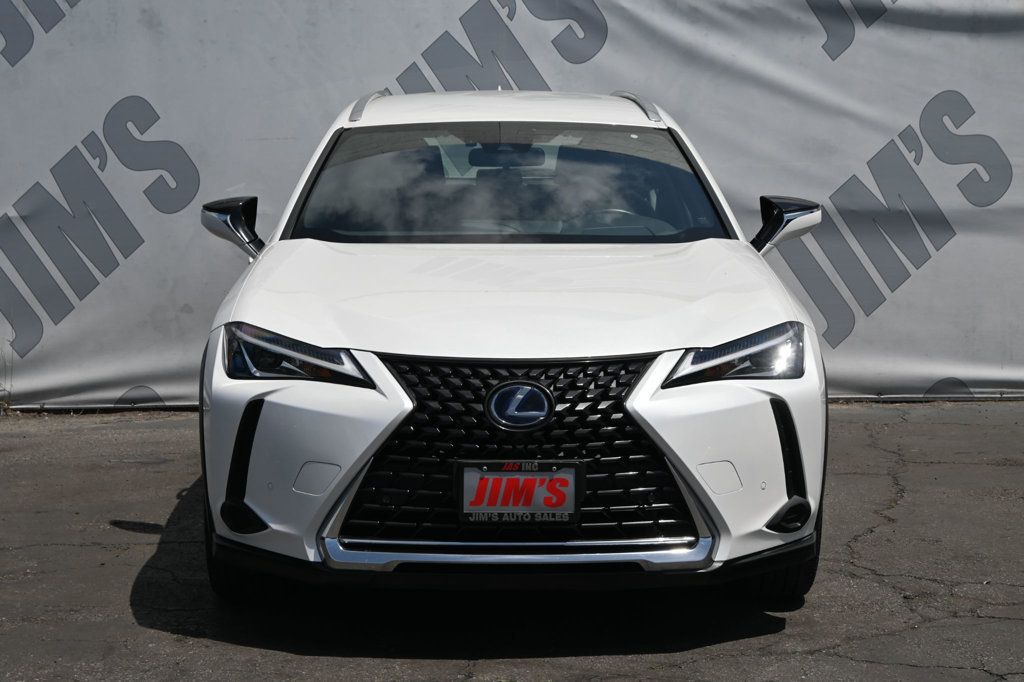 2021 Lexus UX 250h photo 2