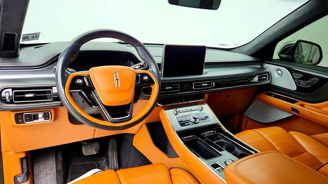 2021 Lincoln Aviator Black Label Grand Touring AWD with Turbo 3.0L V6 Hybrid Engine - 22980402 - 11