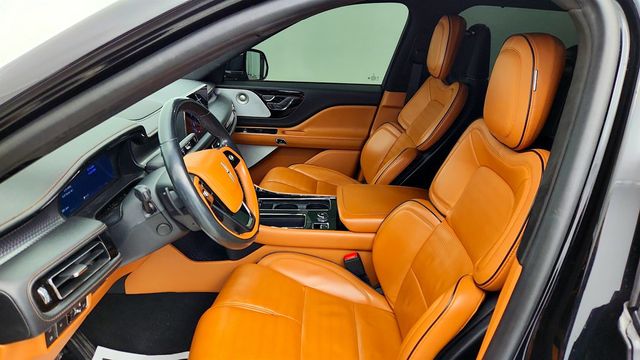 2021 Lincoln Aviator Black Label Grand Touring AWD with Turbo 3.0L V6 Hybrid Engine - 22980402 - 17