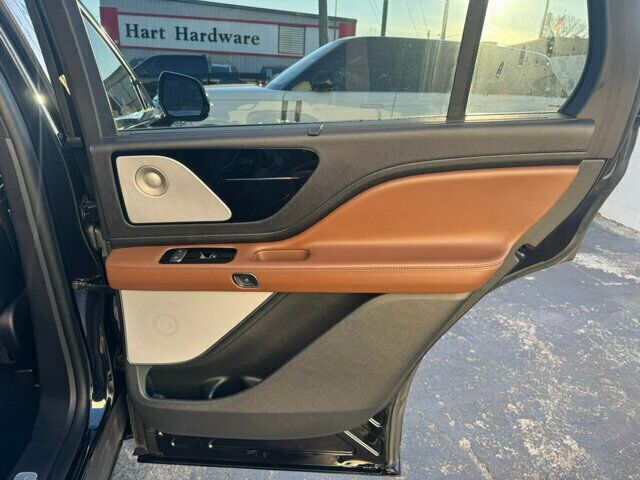 2021 Lincoln Aviator LocalTrade/Reserve/Heated&CooledSeats/HeadsUpDisplay/BackupCam - 22733227 - 17