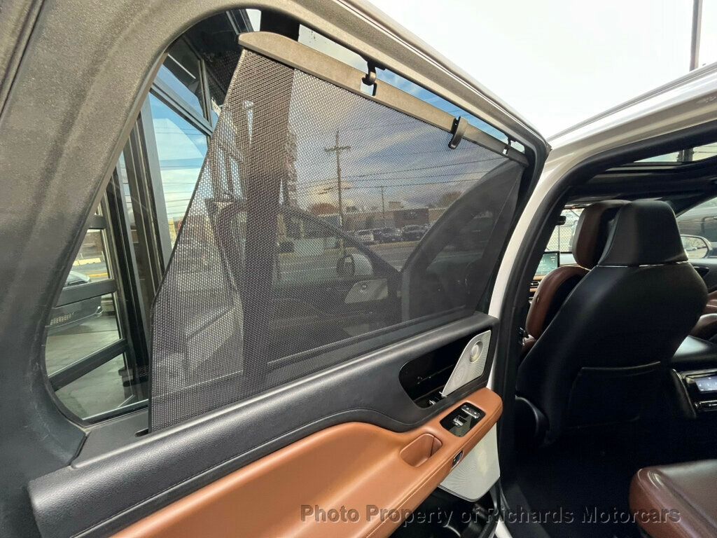 2021 Lincoln Aviator Reserve AWD - 22863535 - 20