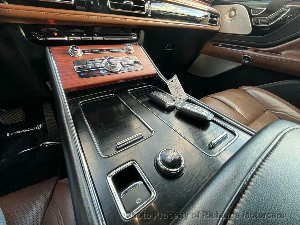 2021 Lincoln Aviator Reserve AWD - 22863535 - 33