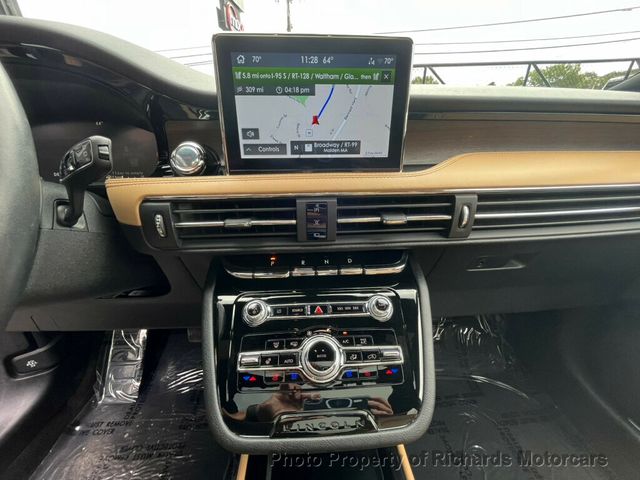 2021 Lincoln Corsair Reserve AWD - 22918361 - 24