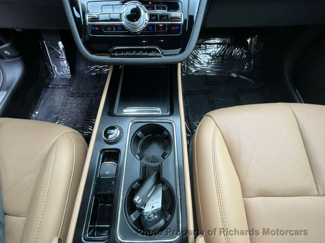 2021 Lincoln Corsair Reserve AWD - 22918361 - 25