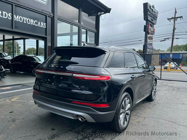 2021 Lincoln Corsair Reserve AWD - 22918361 - 3