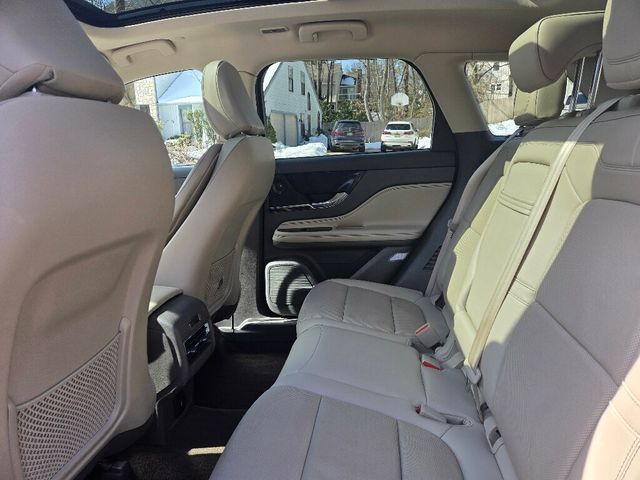 2021 Lincoln Corsair Reserve AWD - 22989765 - 11