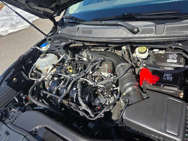 2021 Lincoln Corsair Reserve AWD - 22989765 - 17