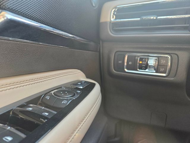 2021 Lincoln Corsair Reserve AWD - 22989765 - 20