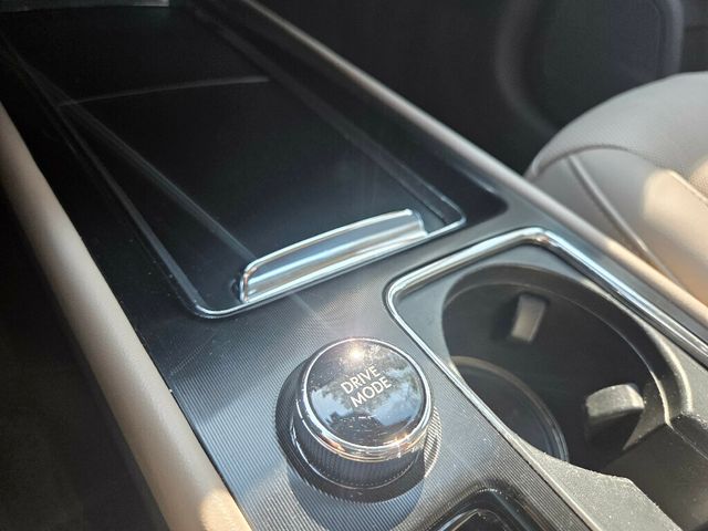 2021 Lincoln Corsair Reserve AWD - 22989765 - 25