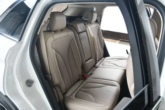 2021 Lincoln Nautilus Reserve AWD - 22986922 - 39