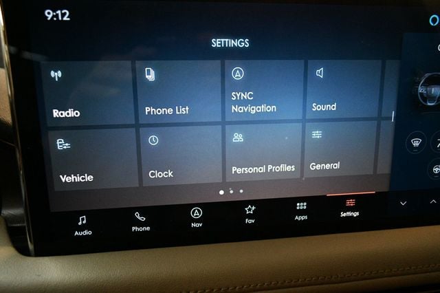 2021 Lincoln Nautilus Reserve AWD - 22986922 - 56