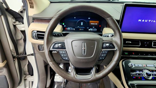 2021 Lincoln Nautilus Reserve AWD w/ 22-Way Power Seat, Co-Pilot360 & 20'' Wheels - 23079834 - 13