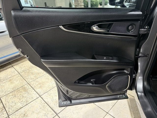 2021 Lincoln Nautilus Reserve FWD - 22902691 - 27